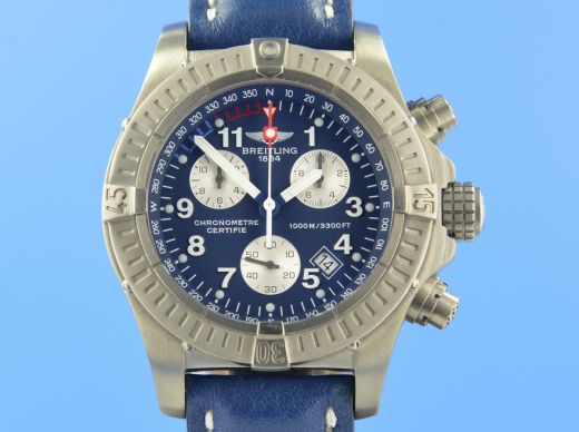 Breitling Avenger Chronograph Titan Chronometer